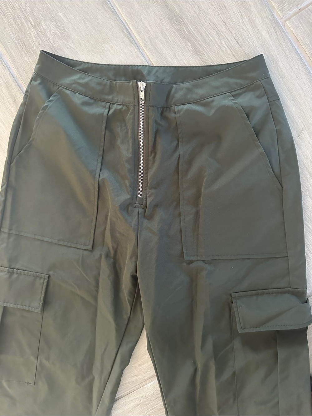Women's Dark Olive Cargo Ankle Pants with Front Zip - Picture 3 of 4